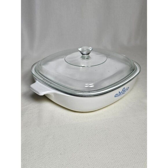 CorningWare Blue Cornflower Square Skillet/Casserole Dish with Lid P-9-B , Vint - Picture 3 of 10